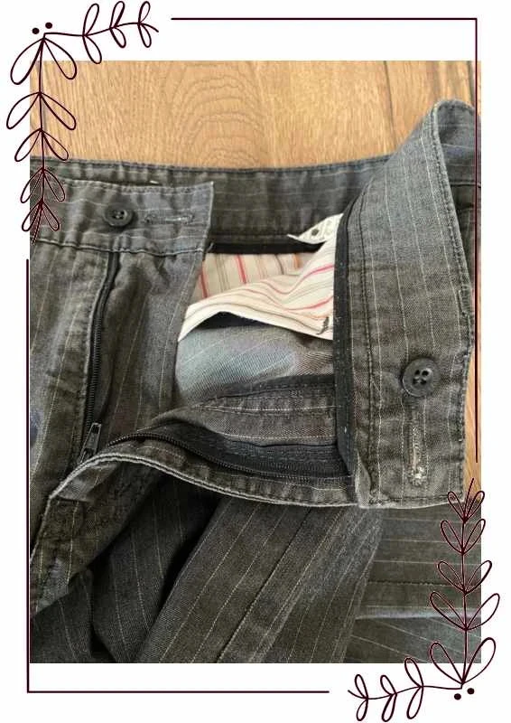 Dark grey straight-leg trousers with fine stripes JULES Size 44, excellent condition – photo 12